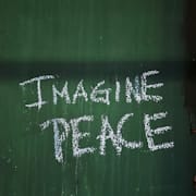 Banner image - blog control acceptance - Gio Silanesu Coaching Control vs acceptance - imagine peace
