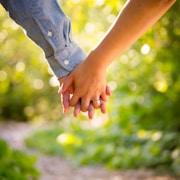 MAriage - Gio Silanesu Coaching couple holding hands for marriage and relationships